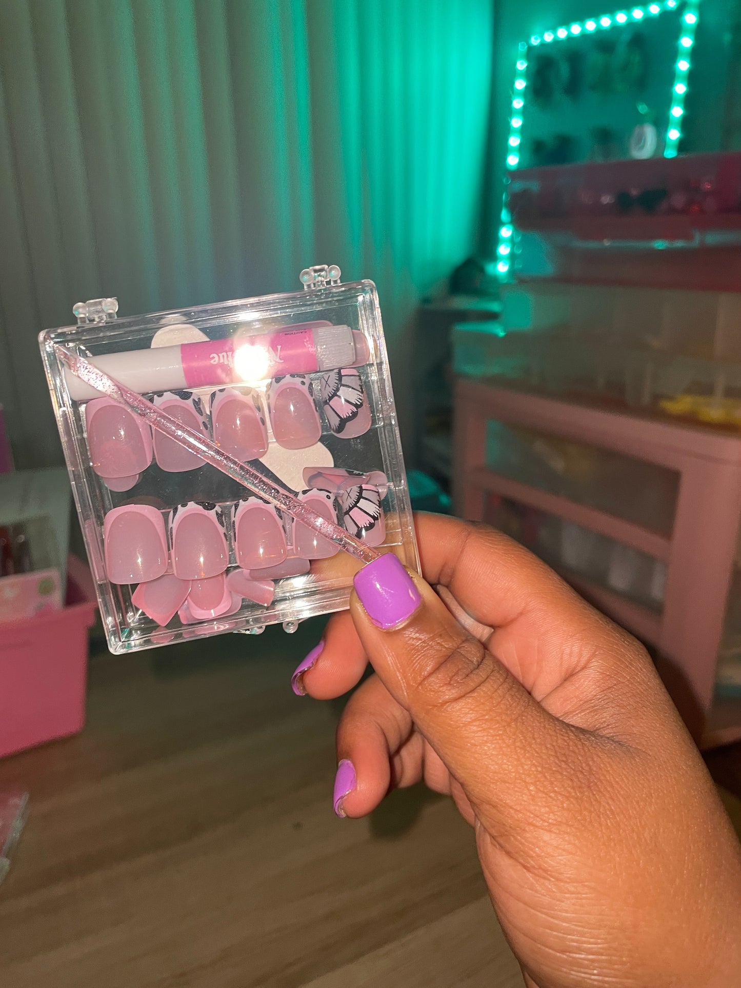 Style #010 | Adult Press On Nails