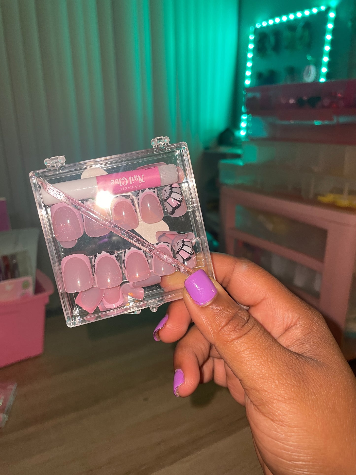 Style #010 | Adult Press On Nails