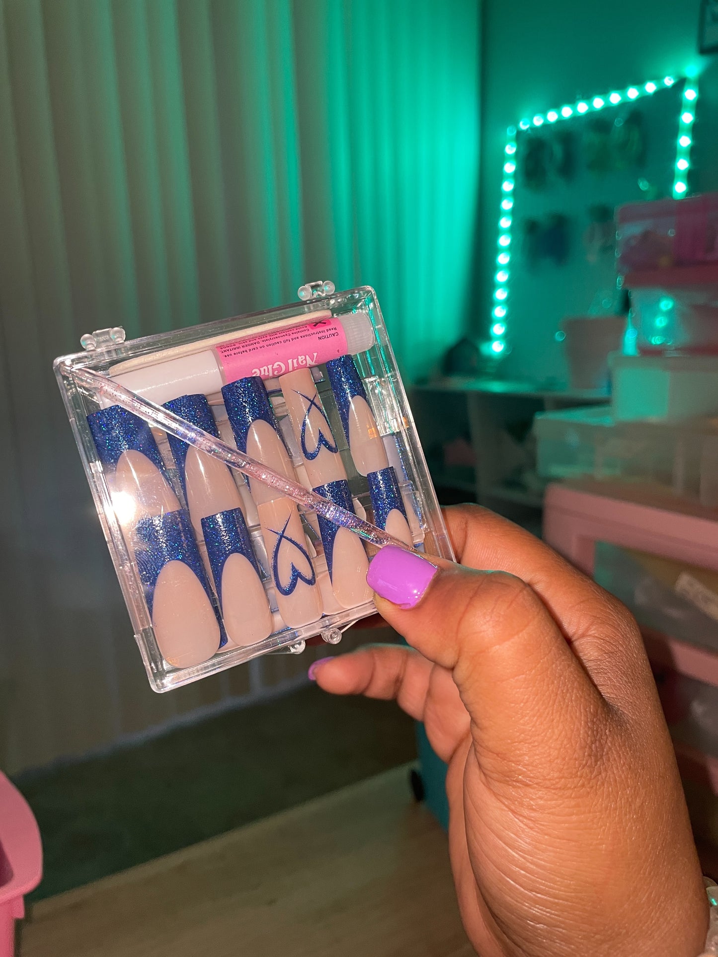 #001 | Adult Press On Nails